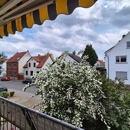 Apartman Moguntia 1, Naehe Uni Und Zdf *
