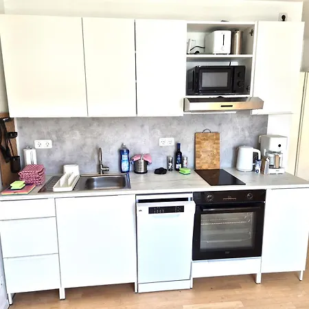 Appartement Moguntia 1, Naehe Uni Und Zdf