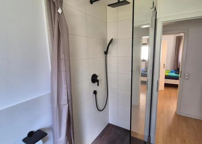 Moguntia 1, Naehe Uni Und Zdf